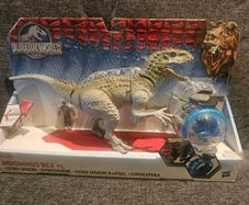 2015 Jurassic World Indominus Rex VS Gyro Sphere