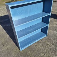 Neat shelving unit
