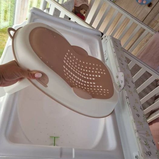 Bath & Changing Unit 0-12 months