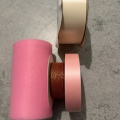 Set of ribbons and mesh