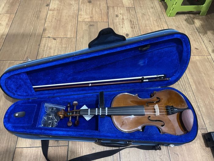 Stentor 1 3/4 Violin