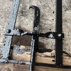 Iron gate