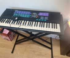 yamaha keyboard and stand