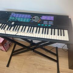 yamaha keyboard and stand