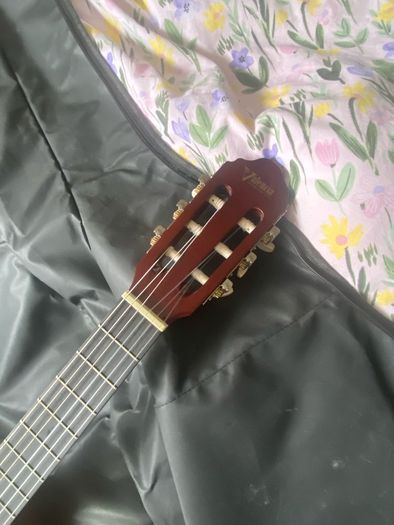 valencia acoustic 3/4 guitar