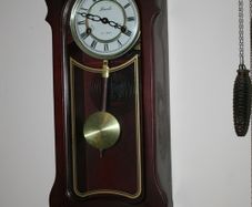 wall clock (in good working order)