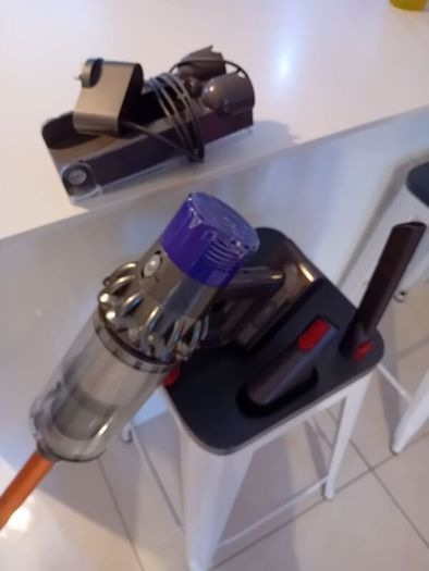 dyson 10