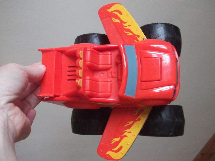 Blaze Monster Machine Transforming Blaze Jet