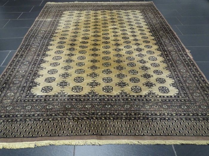 P.ersian Buchara Rug 2.85 x 1.90m (BUC12)
