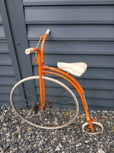 vintage bicycle