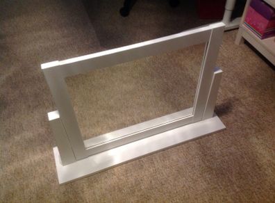 White free standing mirror