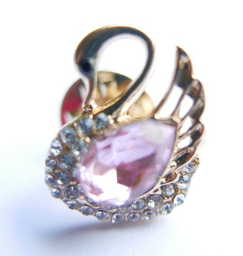 Vintage Swan Brooch