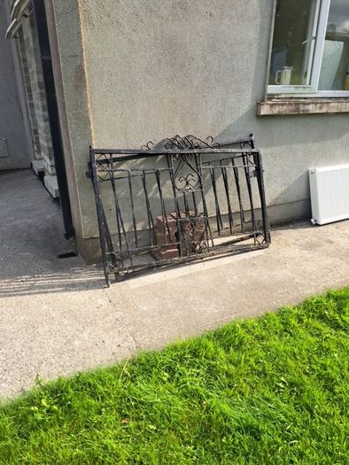 Set of Iron Gates