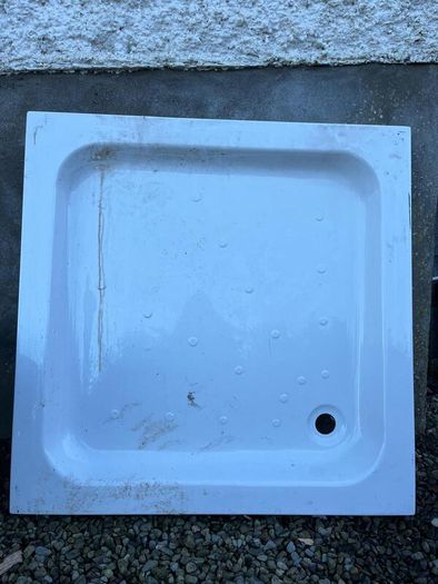 Impulse corner toilet and shower tray