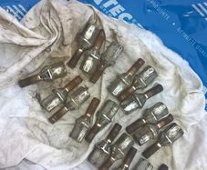 Bolts Volvo v70
