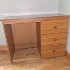 desk x 2