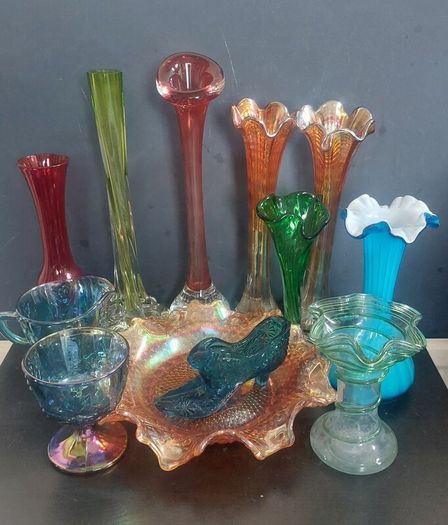 Fabulous Pair of Antique/Vintage Imperial Glass Company Carnival Glass Ripple Swung Vases in the Ombre Marigold Opalescent Colourway, Circa 1907 -1930, Priced as a Pair
