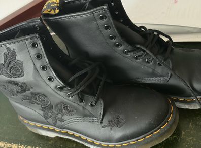 Dr.Martens