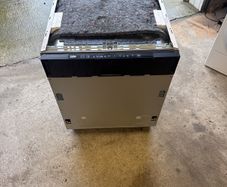 beko intergrated  dishwasher