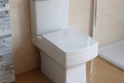 Square Bathroom Close Coupled Toilet Modern Ceramic Bathroom WC White