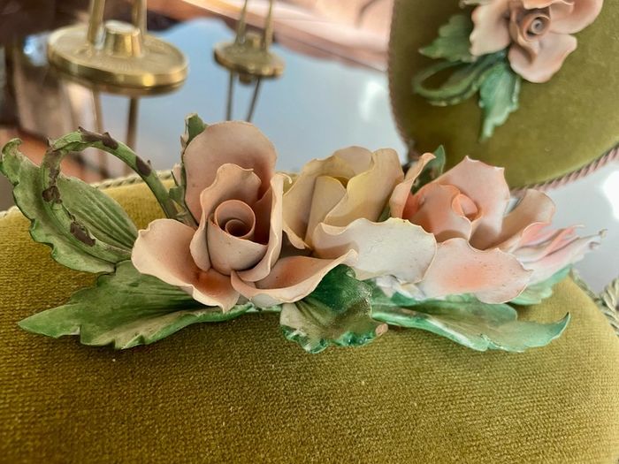 Vintage Pair Genuine Capo di monte 3D Porcelain Floral Wall Plaques with Label