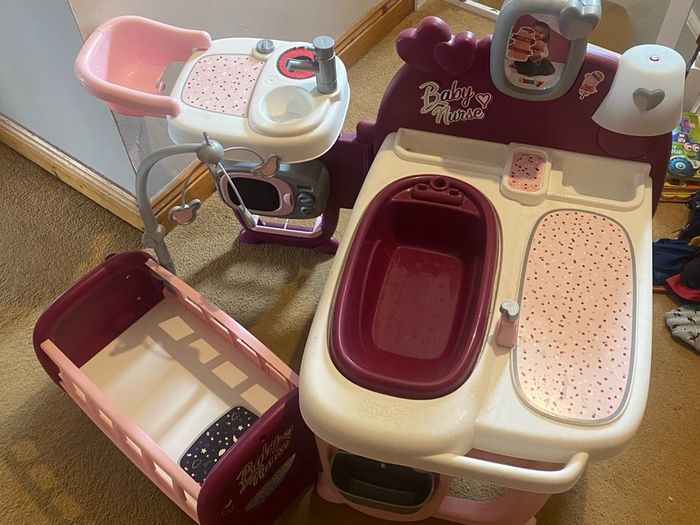 baby nurse station