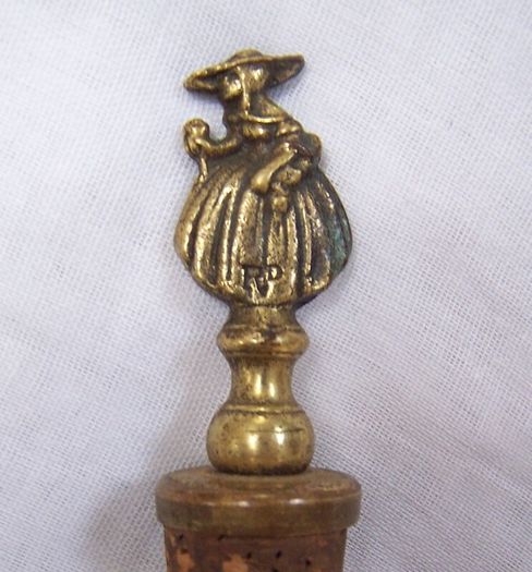 Vintage French Brass Bottle Stopper - Wine Bottle Stopper