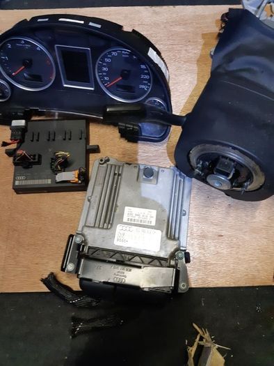Audi A4 B7 2.0 Tdi 2005 Complete Ecu Kit