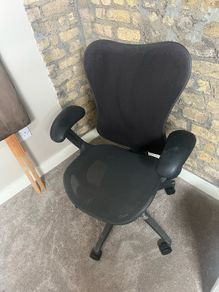 Herman Miller Ergonomic Desk (chair)