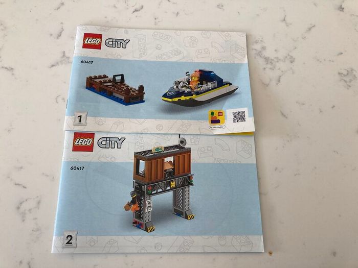 set 60417 lego city crooks hideout