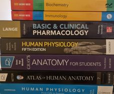 (Bio)medical Student Textbook Bundle (8 Books) - Near-Mint Condition!