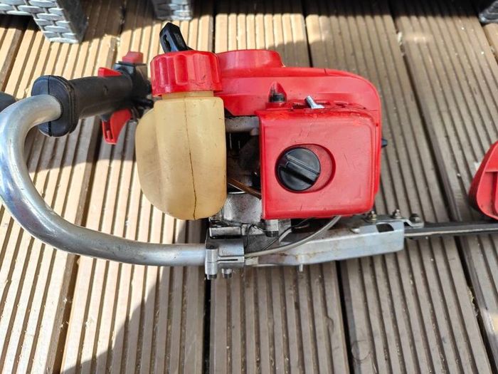 hedge trimmer shindaiwa ht230