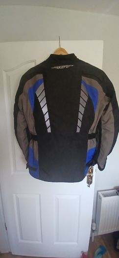 rst jacket and pants