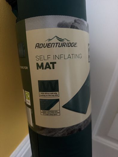 Self inflating mat