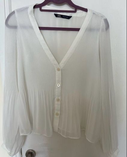 Zara Off-White Shirt
