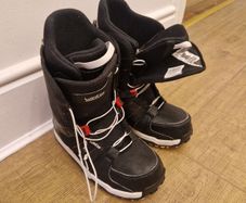 Snowboard boots UK4
