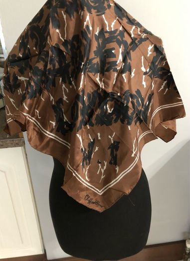 Clifford bond scarf
