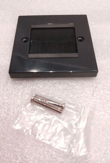 Brush Faceplates - Sound Cables Black Brush Stripe Cable Entry Single Gang