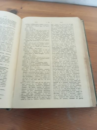1927 Focloir Gaedilge Agus Bearla: An Irish-English Dictionary.