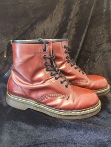 Dr. Martens 8-eye cherry red boots