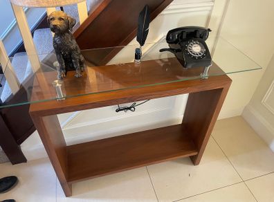 Console/hallway table