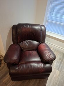 Furniture reclining armchair