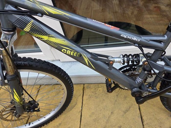 Apollo creed full suspension bike, need some TLC, new tyres, 24 inch