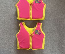 2-3 and 4-5 year old flotation devices