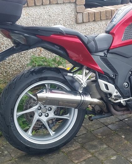 VFR1200F Delkevic