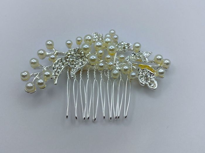 Brand new Bridal hair comb pin clip- weeding- Pearl fork pigtail holder