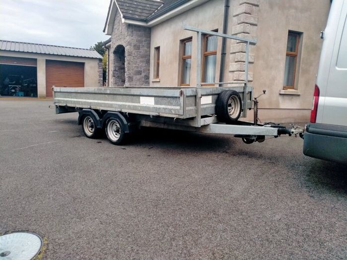 Trailer