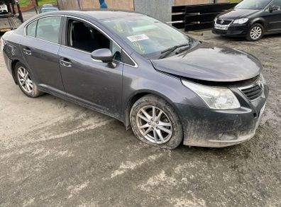 2011 toyota avensis 2.0 d4d parts available