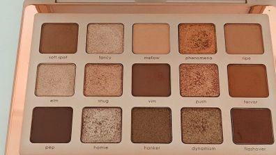 Natasha Denona I need a warm eyeshadow palette