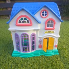 dolls house